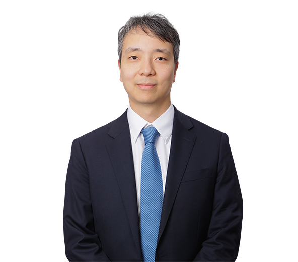 Chris (Sang Min) Shim